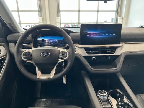 New 2026 Ford Explorer Active w/ Active Comfort Package image 43
