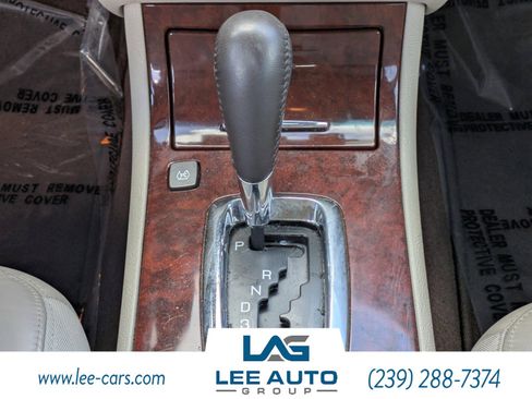 Used 2008 Buick Lucerne CXL w/ Driver Confidence Package image 15