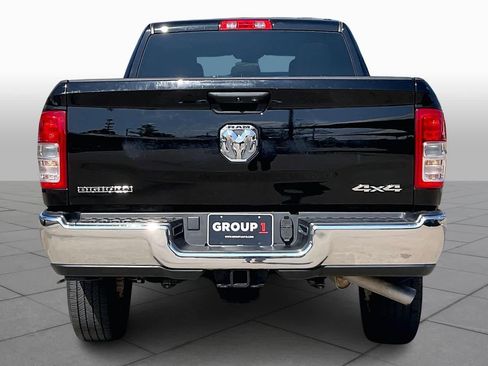 Used 2024 RAM 2500 Big Horn w/ Bed Utility Group image 4