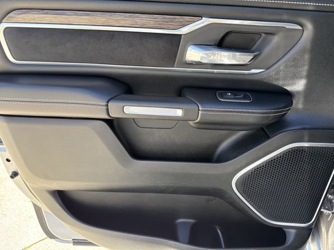 Used 2020 RAM 1500 Laramie image 21