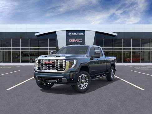 New 2026 GMC Sierra 2500 Denali w/ Denali Reserve Package AWD/4WD image 8