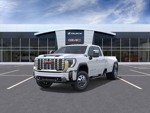 New 2026 GMC Sierra 3500 Denali w/ Denali Reserve Package image 8