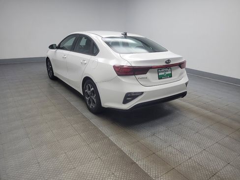 Used 2020 Kia Forte LXS FWD image 3