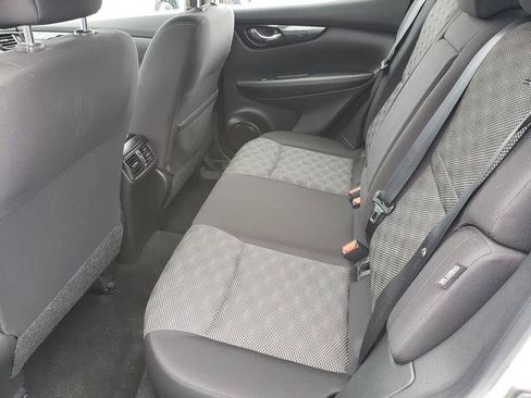 Used 2022 Nissan Rogue Sport SV AWD/4WD image 15