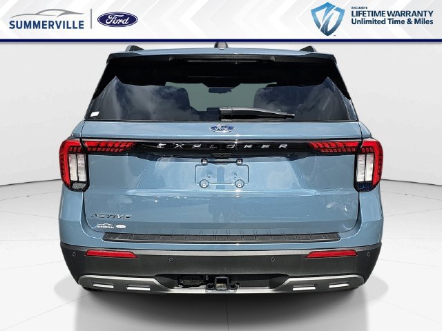 New 2026 Ford Explorer Active w/ Active Comfort Package RWD image 5