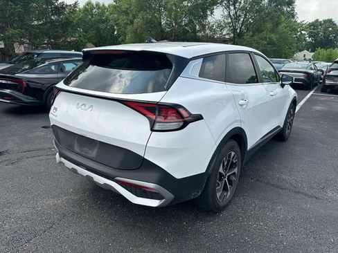 Used 2023 Kia Sportage EX FWD image 4