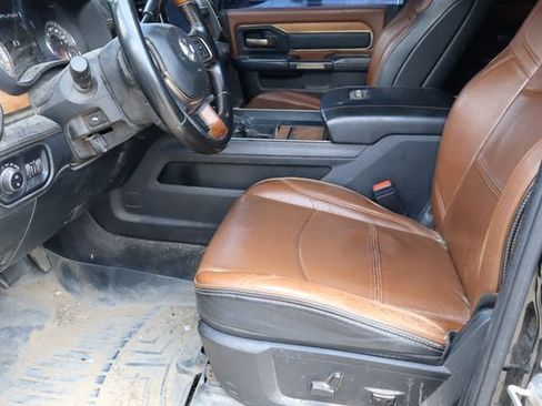 Used 2022 RAM 3500 Limited AWD/4WD image 15