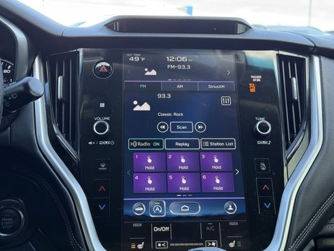 Used 2022 Subaru Outback Limited image 14