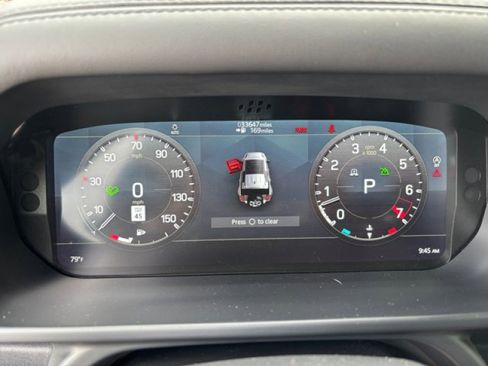 Certified 2022 Land Rover Defender 110 XS Edition image 24