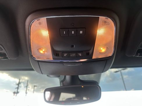 Used 2022 Jeep Grand Cherokee Laredo X image 21