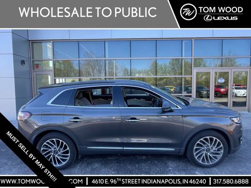 Used 2019 Lincoln Nautilus Reserve AWD/4WD image 1