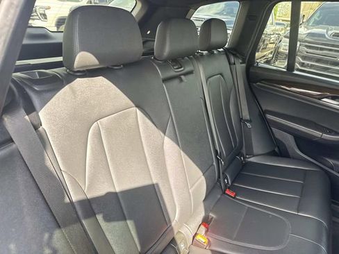 Used 2019 BMW X3 sDrive30i w/ Driving Assistance Package image 12