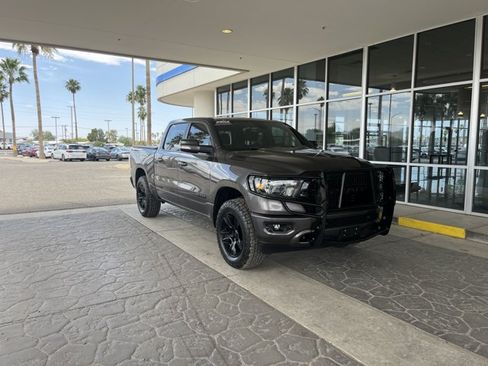 Used 2020 RAM 1500 Big Horn AWD/4WD image 5