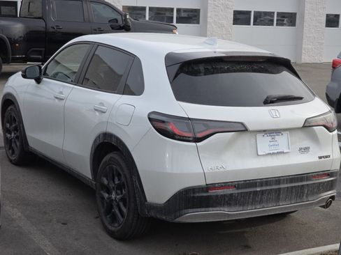 Certified 2024 Honda HR-V Sport image 5