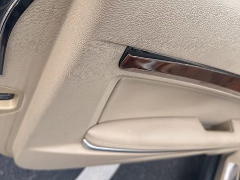 Used 2010 Mercedes-Benz E 350 E 350 image 15