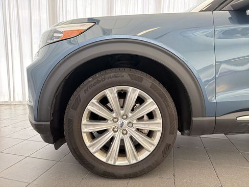 Used 2020 Ford Explorer Limited image 12