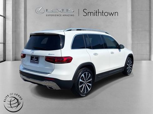 Used 2023 Mercedes-Benz GLB 250 4MATIC image 5