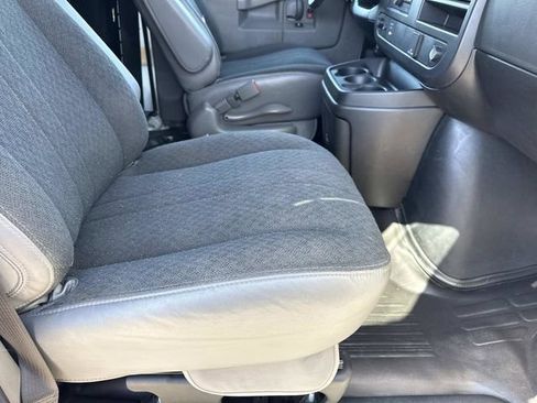 Used 2024 GMC Savana 2500 w/ Driver Convenience Package RWD image 10