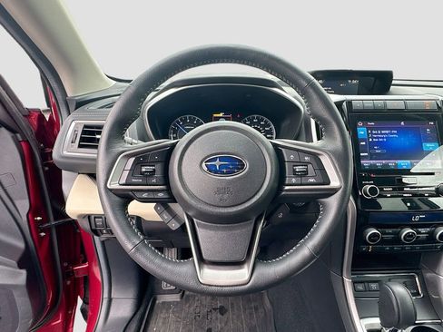 Used 2020 Subaru Ascent Limited w/ Technology Package AWD/4WD image 11