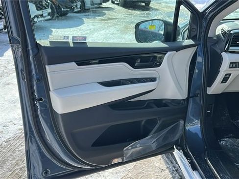 New 2026 Honda Odyssey Touring image 8