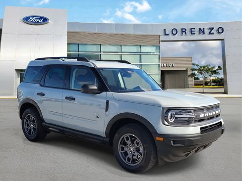 Used 2024 Ford Bronco Sport Big Bend w/ Convenience Package image 3
