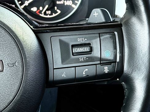 Used 2022 Nissan Pathfinder SL FWD image 61