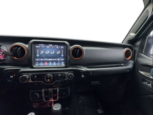 Used 2021 Jeep Gladiator Mojave AWD/4WD image 43