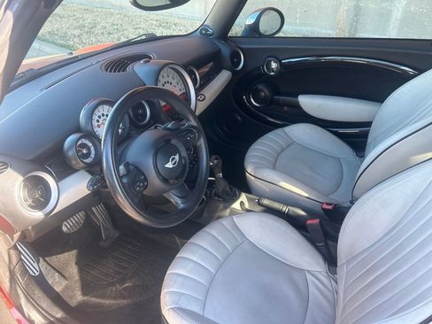 Used 2011 MINI Cooper S image 6