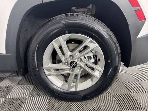 Used 2025 Hyundai Tucson SE FWD image 39