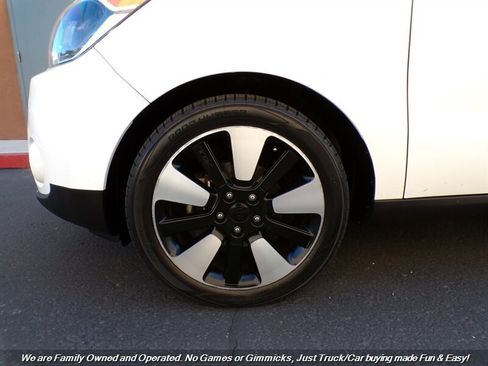 Used 2019 Kia Soul + image 44