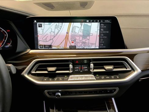 Used 2021 BMW X5 xDrive40i w/ Premium Package AWD/4WD image 6