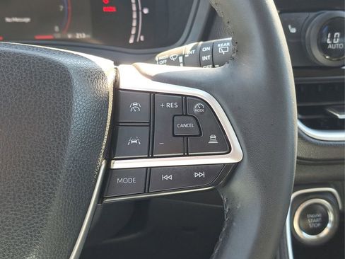 Used 2025 Toyota Grand Highlander AWD image 26