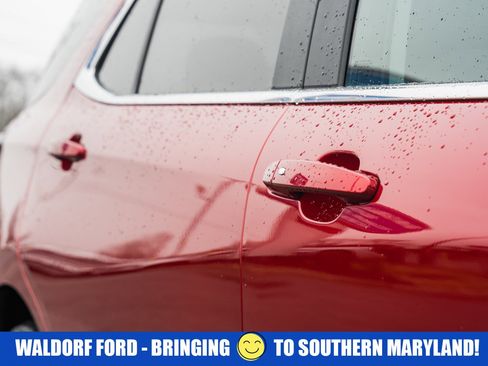 Used 2024 Chevrolet Equinox LT image 16