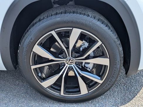 New 2026 Volkswagen Atlas SEL Premium R-Line AWD/4WD image 11