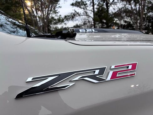 New 2026 Chevrolet Silverado 1500 ZR2 image 4