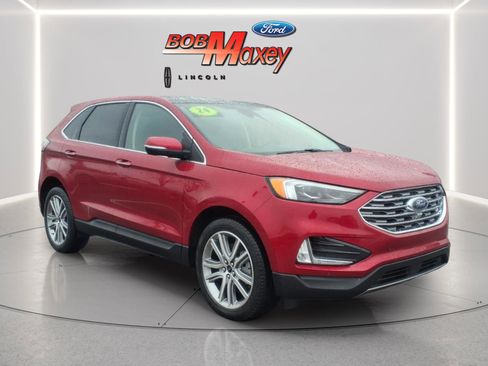 Used 2024 Ford Edge Titanium w/ Equipment Group 301A image 3