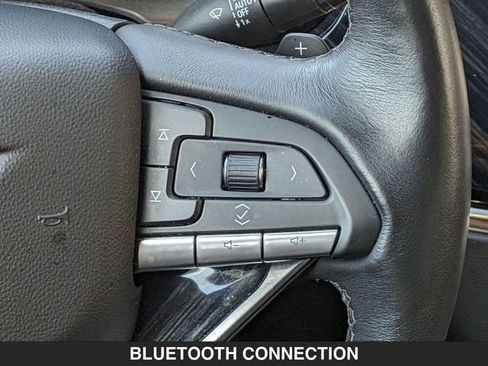 Used 2024 Cadillac XT6 Premium Luxury image 19