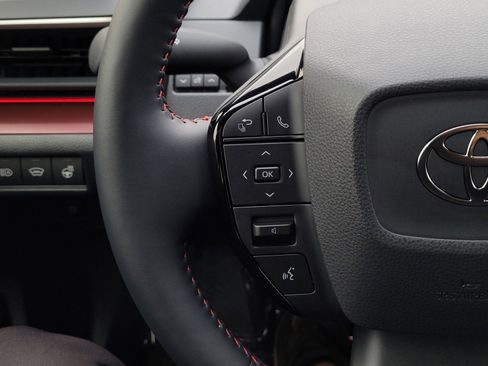 Certified 2026 Toyota Prius Plug-In Hybrid image 22