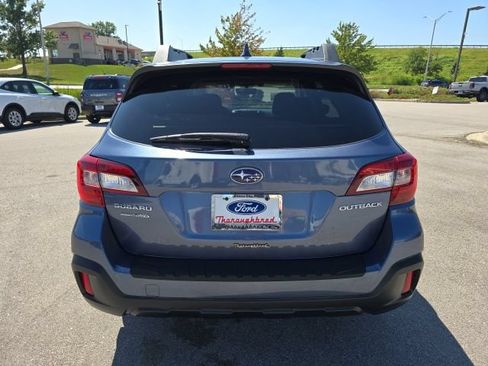 Used 2018 Subaru Outback 2.5i Premium AWD/4WD image 4