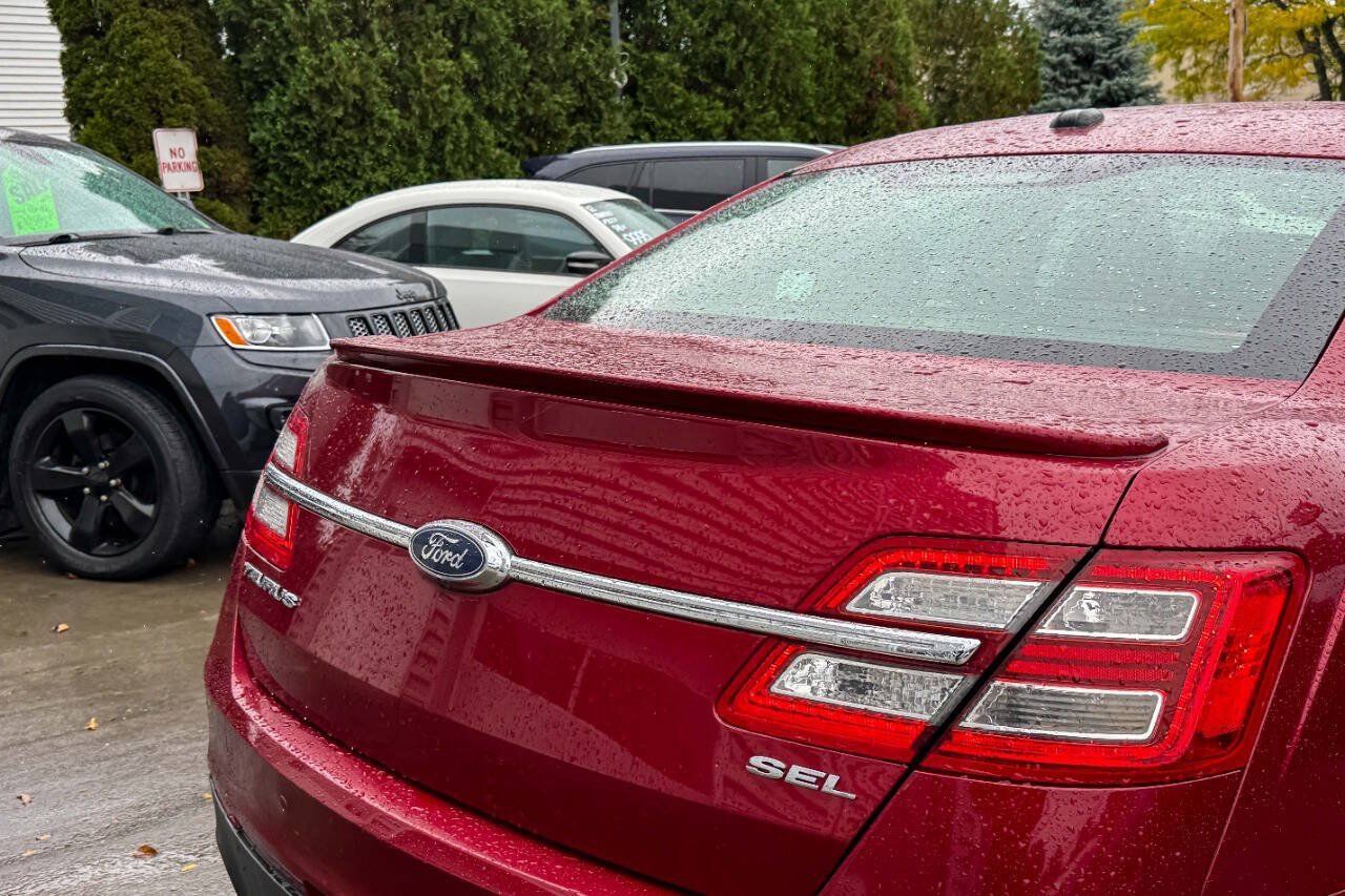 Used 2016 Ford Taurus SEL FWD image 12