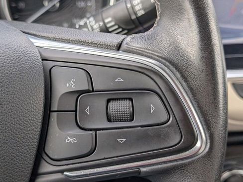 Used 2021 Buick Encore GX Select image 29