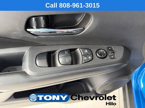 Used 2024 Nissan Kicks SV FWD image 13