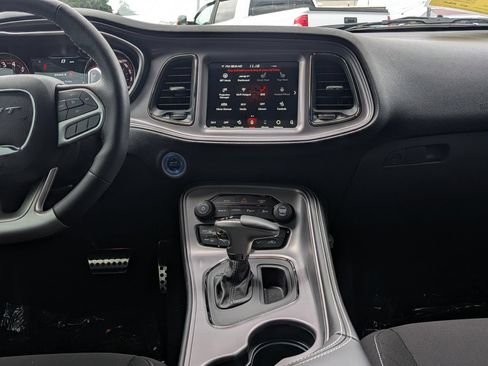 Used 2023 Dodge Challenger SRT Hellcat RWD image 9