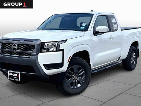 Used 2025 Nissan Frontier SV AWD/4WD image 1