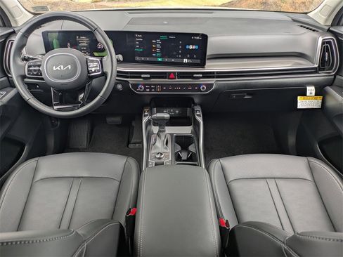 Used 2025 Kia Sorento S w/ Panoramic Sunroof Package image 15