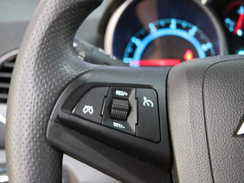 Used 2015 Chevrolet Cruze LT FWD image 12