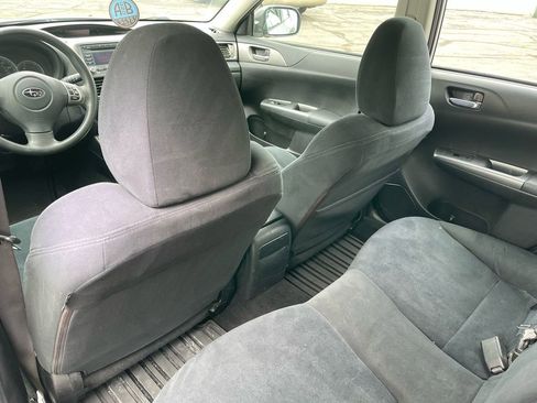 Used 2011 Subaru Impreza 2.5i AWD/4WD image 14