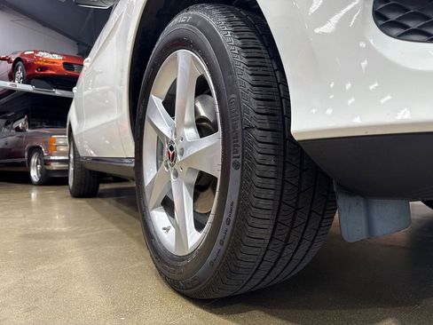 Used 2017 Mercedes-Benz GLE 350 4MATIC image 48