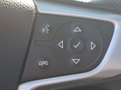 Used 2022 GMC Terrain SLE w/ Driver Convenience Package FWD image 31