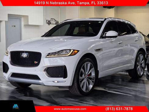 Used 2018 Jaguar F-PACE S AWD/4WD image 2